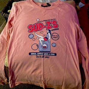 American Eagle Sud-Z’s long sleeve shirt